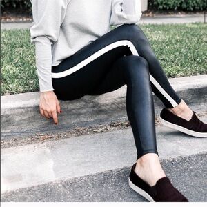 Spanx Side Stripe Faux Leather Leggings XS/TP